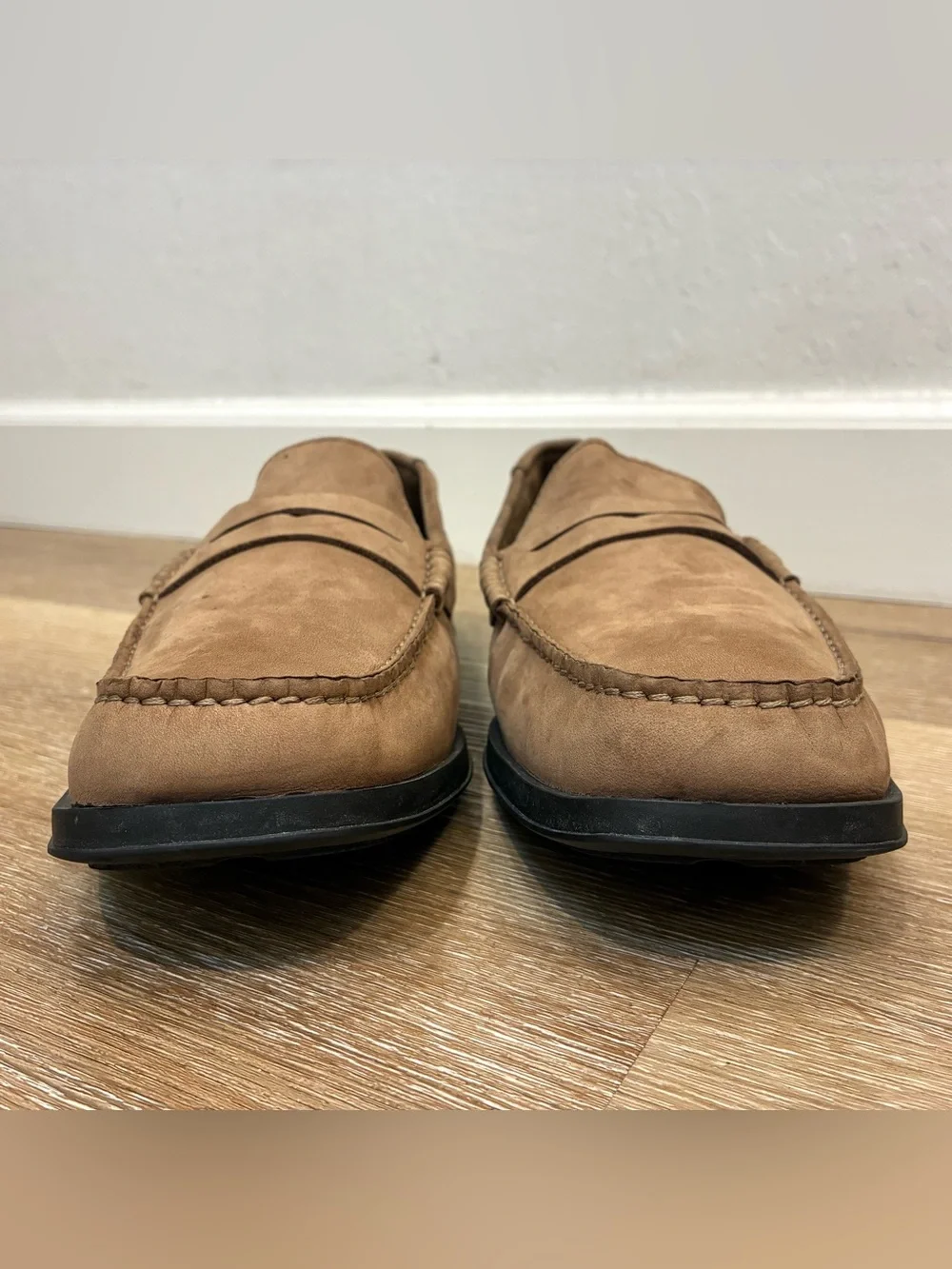Tommy Bahama Slip-on Loafers Feature A Brushed Olive Brown Leather Men’s 13 M